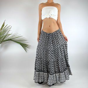 Vintage Y2K Boho Black & White Flowy Low Rise Maxi Skirt / Size: Medium